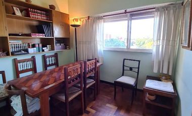 Departamento en  Torre de 4 amb.