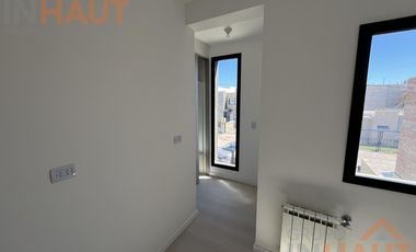 Duplex de dos dormitorios en barrio perticone