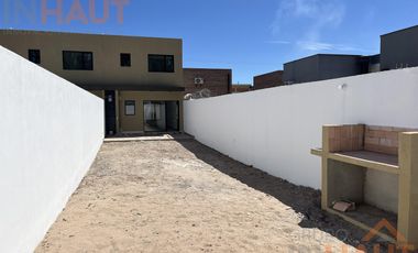 Duplex de dos dormitorios en barrio perticone