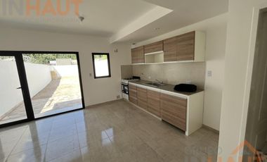 Duplex de dos dormitorios en barrio perticone