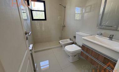 Duplex de dos dormitorios en barrio perticone