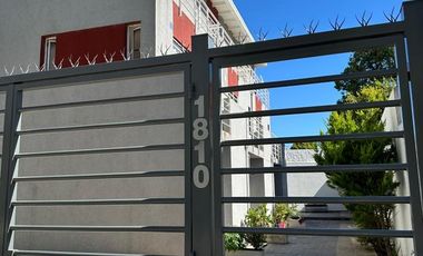 PH en venta - 2 Dormitorios 3 Baños - 72Mts2 - Don Bosco, Quilmes