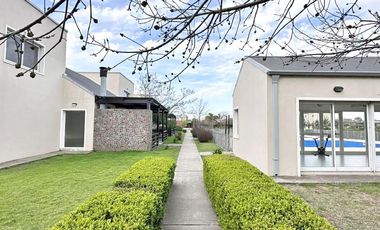 Depto en venta en barrio cerrado Altos del Casco, Zarate. Amenities.