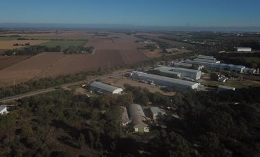 2 GALPONES EN VENTA - ESCRITURA - SANTA ROSA AL 100 - QUINTAS DE FERREYRA