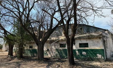 2 GALPONES EN VENTA - ESCRITURA - SANTA ROSA AL 100 - QUINTAS DE FERREYRA