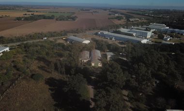 2 GALPONES EN VENTA - ESCRITURA - SANTA ROSA AL 100 - QUINTAS DE FERREYRA