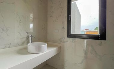 Casa de 3 dormitorios con pileta vista al golf