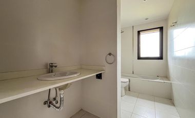 Casa de 3 dormitorios con pileta vista al golf