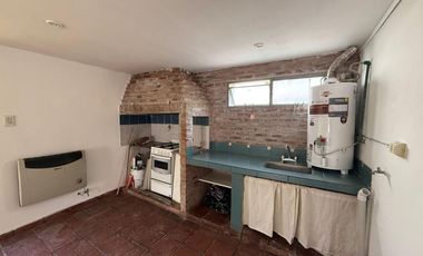 Departamento en alquiler - 2 Dormitorios 2 Baños - Manuel B. Gonnet