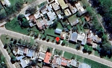 Casa en venta - 2 Dormitorios 1 Baño - Cochera - 488Mts2 - Verónica, Punta Indio