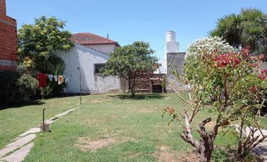 Casa en venta - 3 Dormitorios 2 Baños - Ayacucho