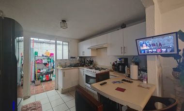 CASA EN LOS OLIVOS AV. ARROYO SECO