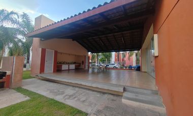 CASA EN LOS OLIVOS AV. ARROYO SECO