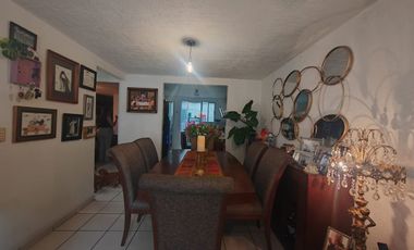 CASA EN LOS OLIVOS AV. ARROYO SECO