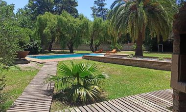 Casa en venta - 2 Dormitorios 1 Baño - Arturo Seguí