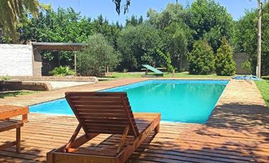 Casa en venta - 2 Dormitorios 1 Baño - Arturo Seguí