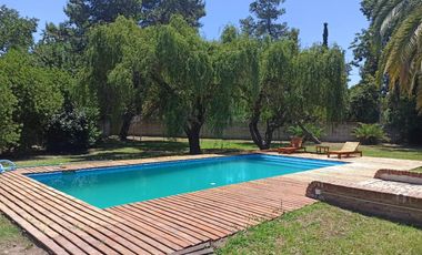 Casa en venta - 2 Dormitorios 1 Baño - Arturo Seguí