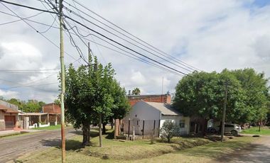 Casa en venta - 3 Dormitorios 2 Baños - Lima