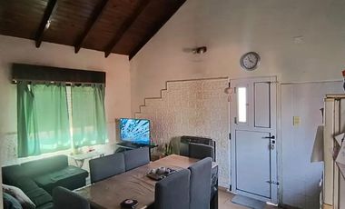 Casa en venta - 3 Dormitorios 2 Baños - Lima