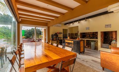 CASA CON PILETA EN VENTA EN BARRIO SAN RAFAEL