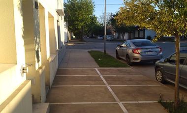 Departamento en venta - 2 Dormitorios 2 Baños - 120Mts2 - Dolores