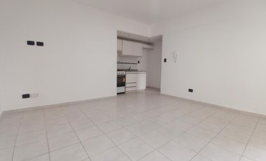 Depto 2 Ambientes En Alquiler Larrea 1800 Ramos Mejia