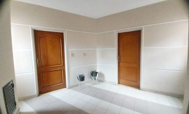 Venta Departamento 3 dormitorios en Crisostomo Alvarez al 1000