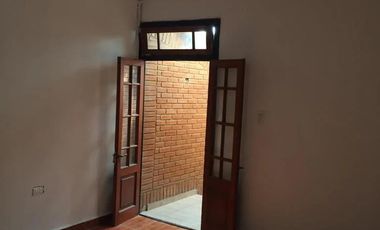 Casa en venta - 6 Dormitorios 3 Baños - Cochera - 278Mts2 - General Pueyrredón, Córdoba