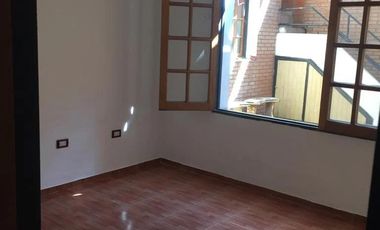 Casa en venta - 6 Dormitorios 3 Baños - Cochera - 278Mts2 - General Pueyrredón, Córdoba