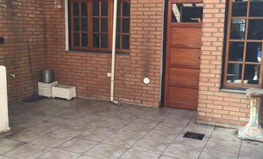 Casa en venta - 6 Dormitorios 3 Baños - Cochera - 278Mts2 - General Pueyrredón, Córdoba