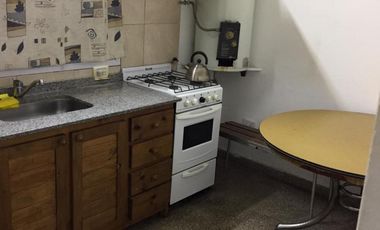 Casa en venta - 6 Dormitorios 3 Baños - Cochera - 278Mts2 - General Pueyrredón, Córdoba