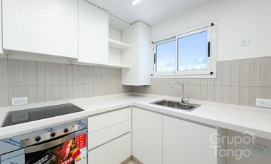 Venta Departamento Piso Belgrano Tres Ambientes Balcón Aterrazado Frente Cochera APTO CREDITO