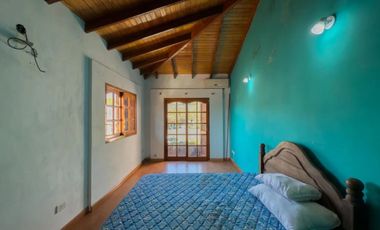 Casa en venta - 4 Dormitorios 2 Baños - City Bell