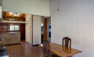 Casa en venta - 4 Dormitorios 2 Baños - City Bell