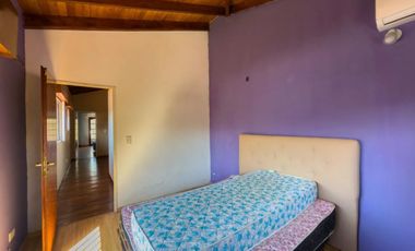 Casa en venta - 4 Dormitorios 2 Baños - City Bell