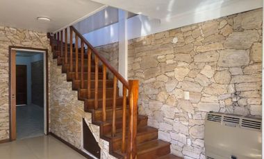 Casa en venta - 4 Dormitorios 2 Baños - City Bell