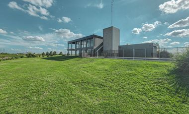 Terreno escriturado en Haras de Funes