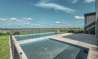 Terreno escriturado en Haras de Funes