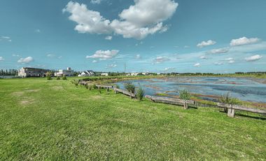 Terreno escriturado en Haras de Funes