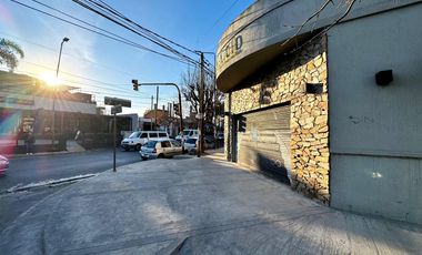 Local Comercial en Alquiler – Castelar Centro, Santa Rosa