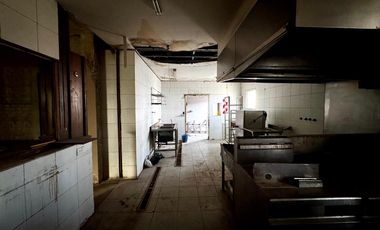 Local Comercial en Alquiler – Castelar Centro, Santa Rosa