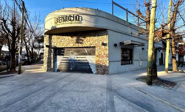 Local Comercial en Alquiler – Castelar Centro, Santa Rosa