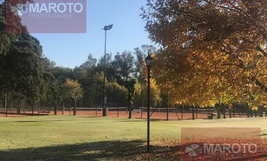 CASA EN ALQUILER ANUAL EN LOS HORNEROS C.C.-MAROTO PROPIEDADES