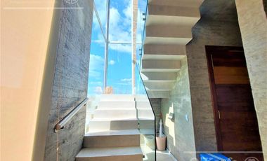 Casa en venta de Cuatro Dormitorios con Piscina en Pueblos del Plata - Magallanes