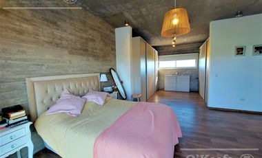 Casa en venta de Cuatro Dormitorios con Piscina en Pueblos del Plata - Magallanes