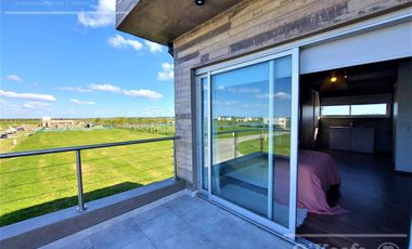 Casa en venta de Cuatro Dormitorios con Piscina en Pueblos del Plata - Magallanes