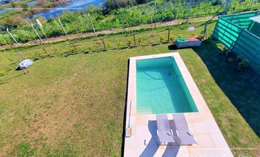 Casa en venta de Cuatro Dormitorios con Piscina en Pueblos del Plata - Magallanes