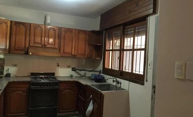 Casa en venta - 3 Dormitorios 2 Baños - 250Mts2 - Colinas de Vélez Sarsfield, Córdoba