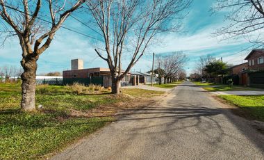 Terreno de oportunidad en Fisherton, a metros de Av. Newbery