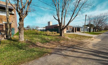 Terreno de oportunidad en Fisherton, a metros de Av. Newbery